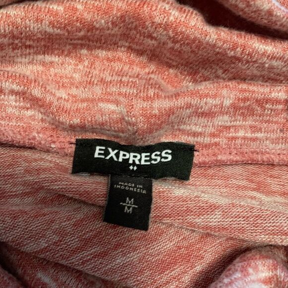 Women’s Express medium blouse. - Picture 2 of 6